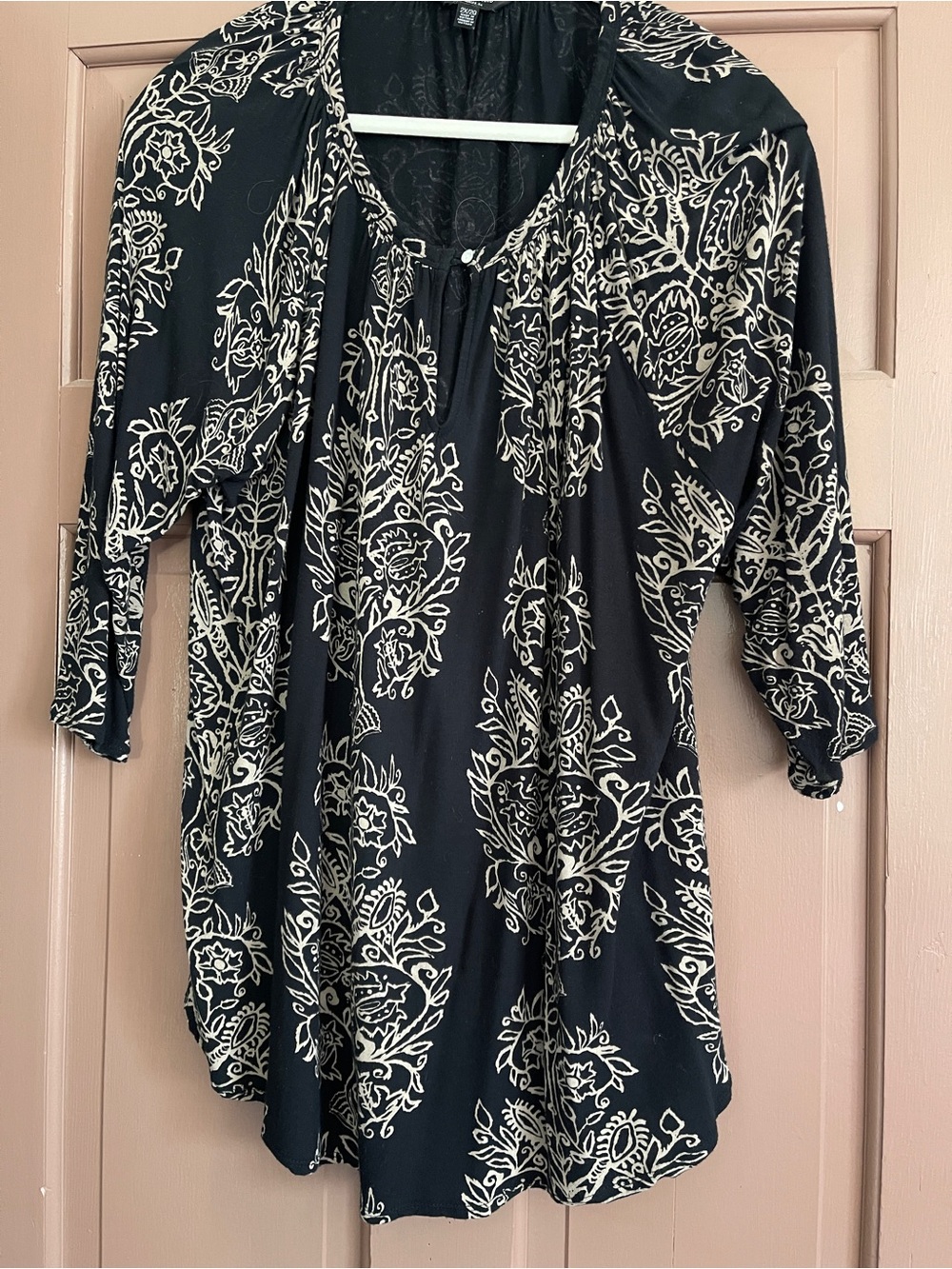 Lucky Brand 2x Brown Black Patterned Top V-Neck